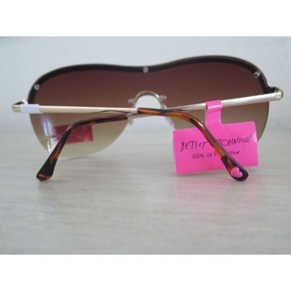Betsey Johnson BJ442125 Women's Gold Frame/Tortoise Sunglasses - Picture 12 of 12